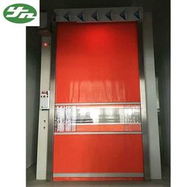 Tunnel automatique de douche d'air de cargaison avec le roulement rouge de PVC vers le haut de la porte rapide de volet